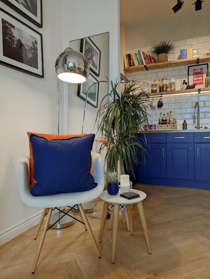 Spacious, Mid-Century 1 Bedroom Apartment Quedgeley Eksteriør bilde